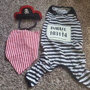 Dog costume bundle pirate prisoner